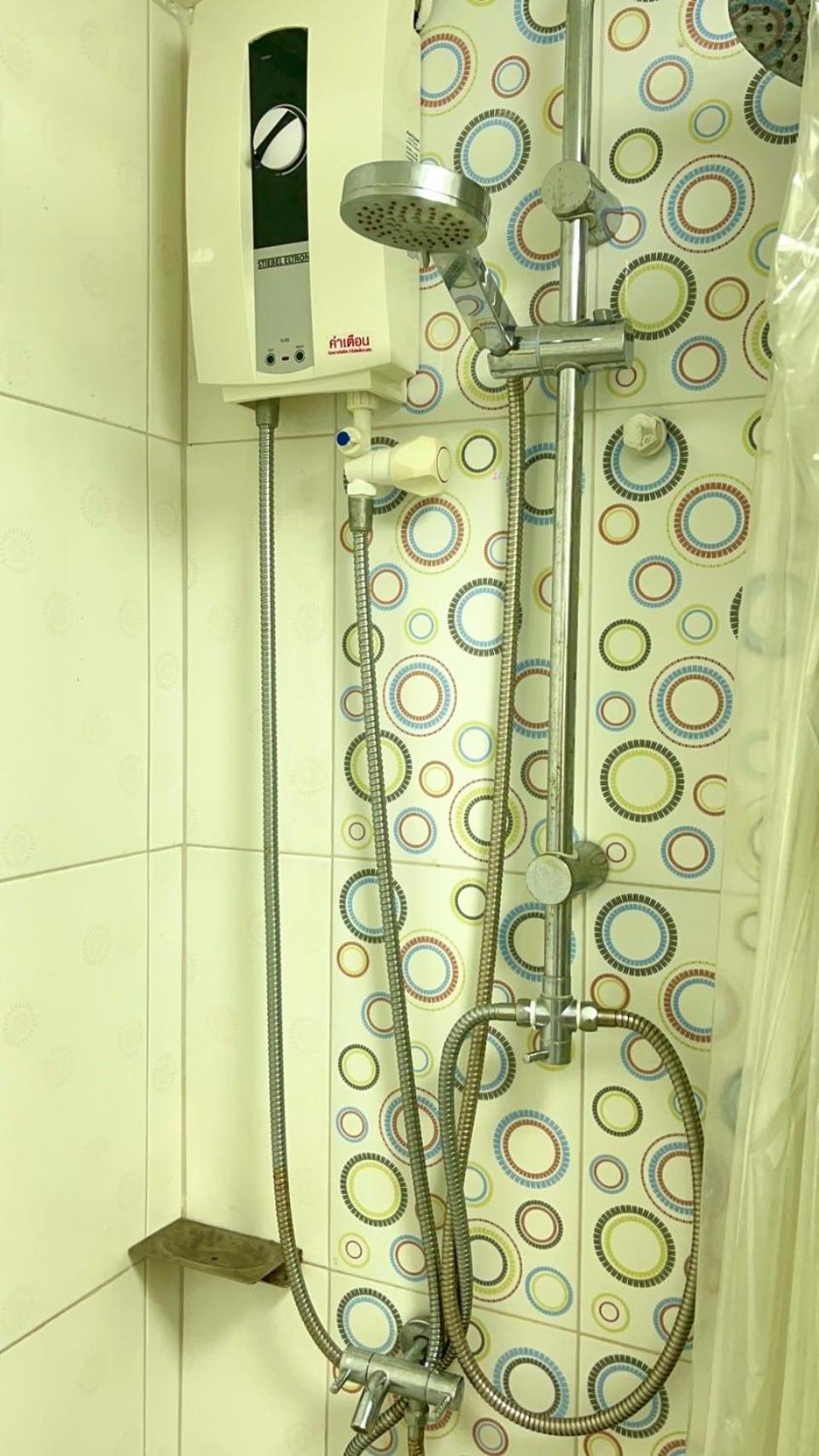Rayong Condochain 325 バンペー エクステリア 写真
